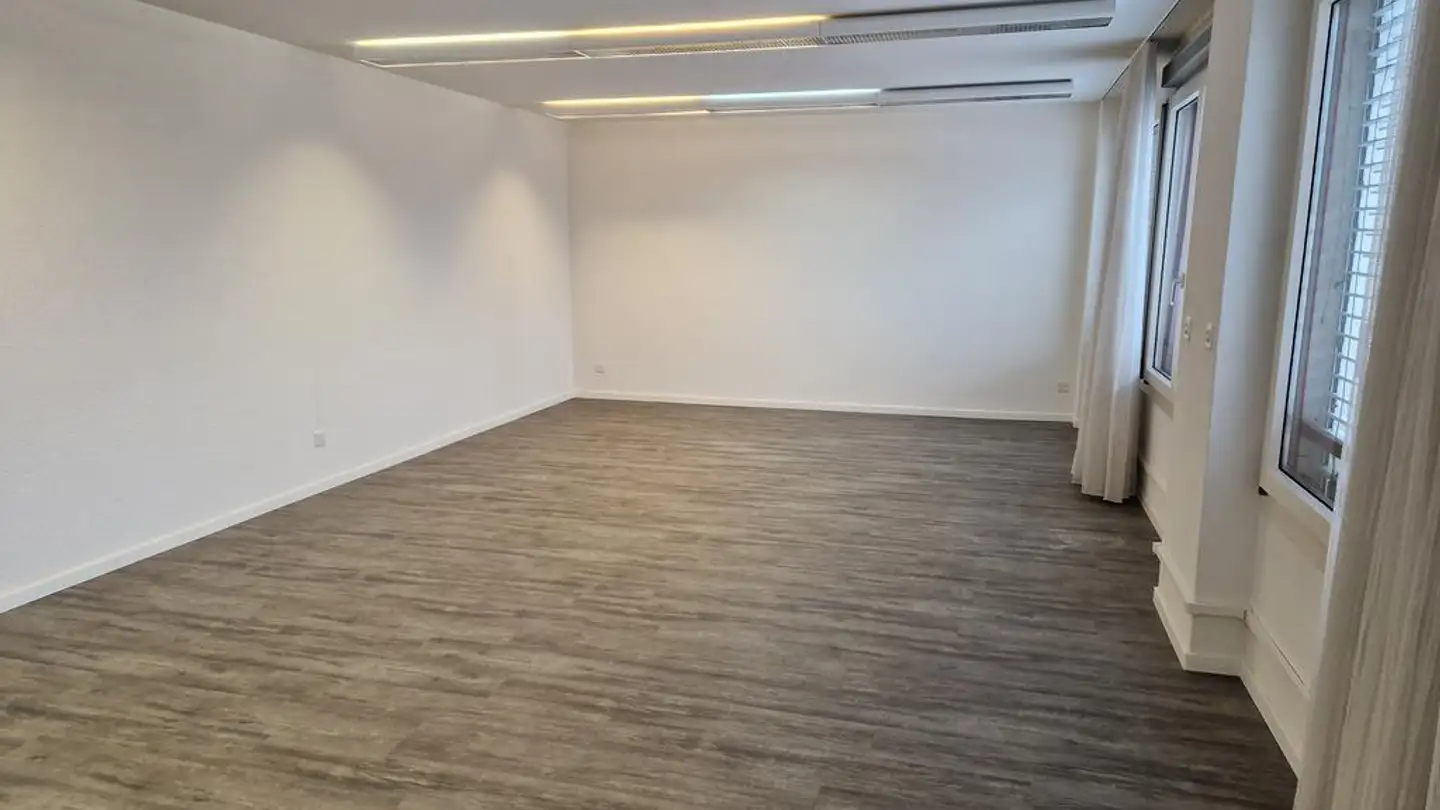 Bürofläche mieten - Industriestrasse 17, 4415 Lausen