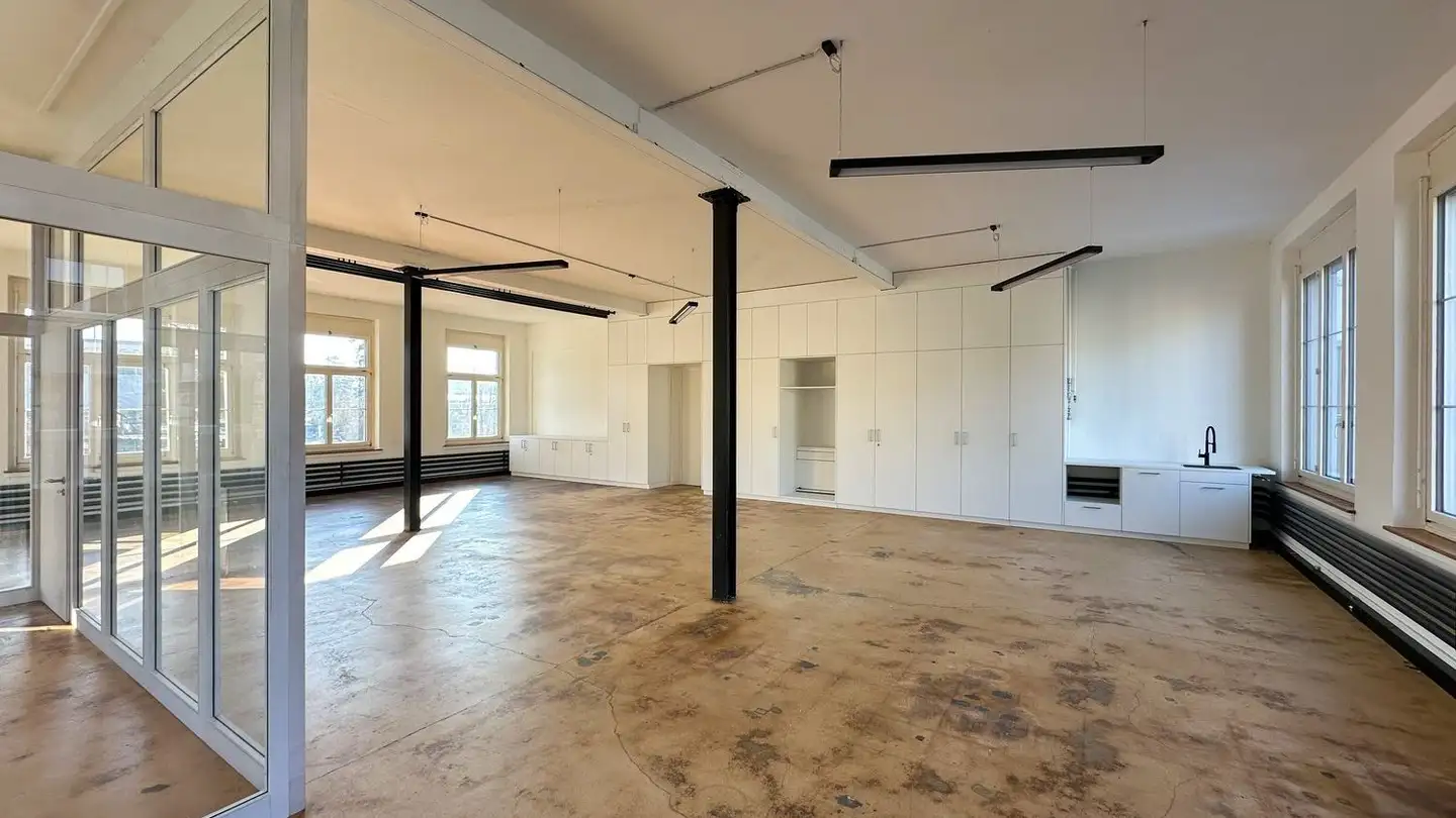 Bureau à louer - Bertschikerstrasse 2, 8620 Wetzikon ZH - Photo 2