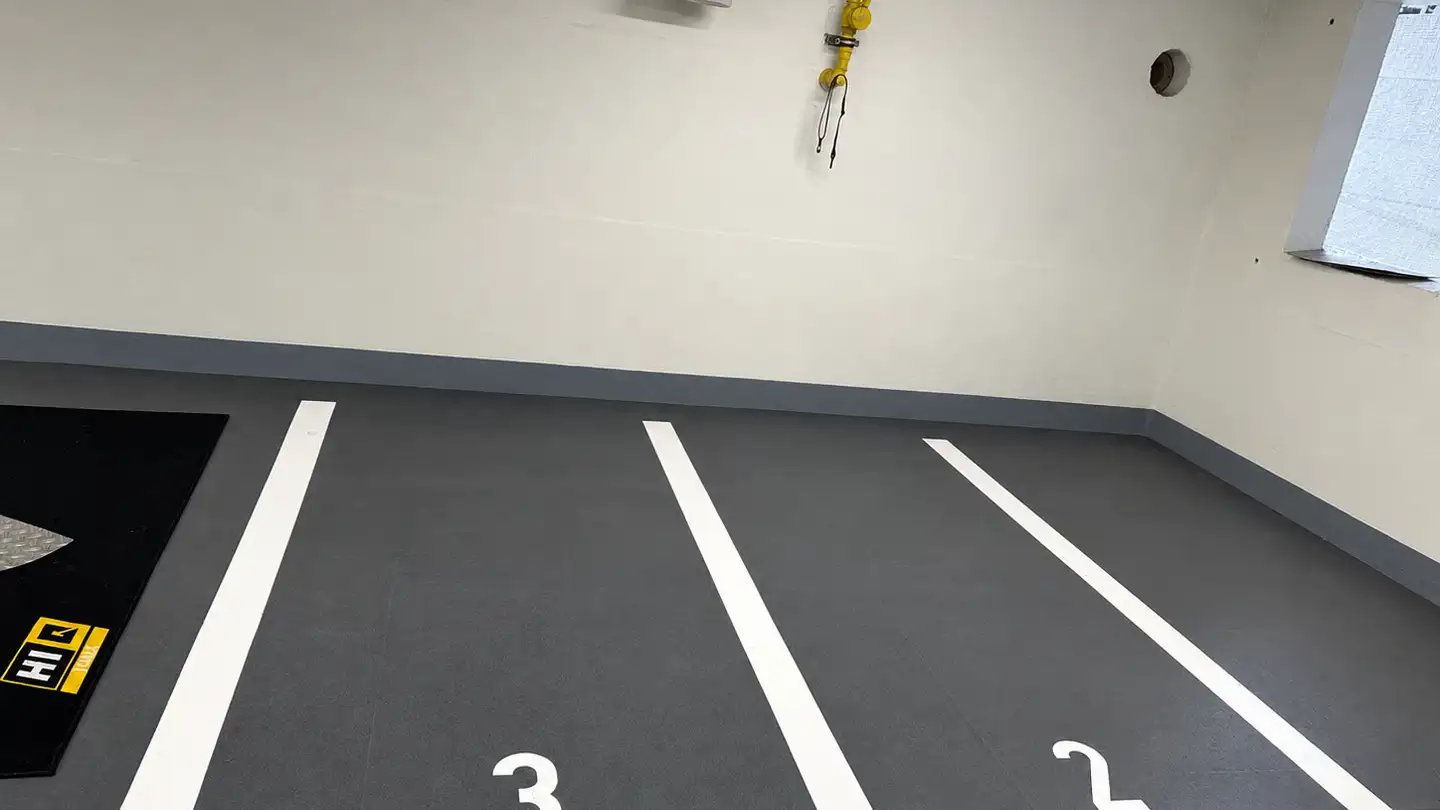 Indoor motorbike parking space for rent - Chrüzweg, 5413 Birmenstorf AG