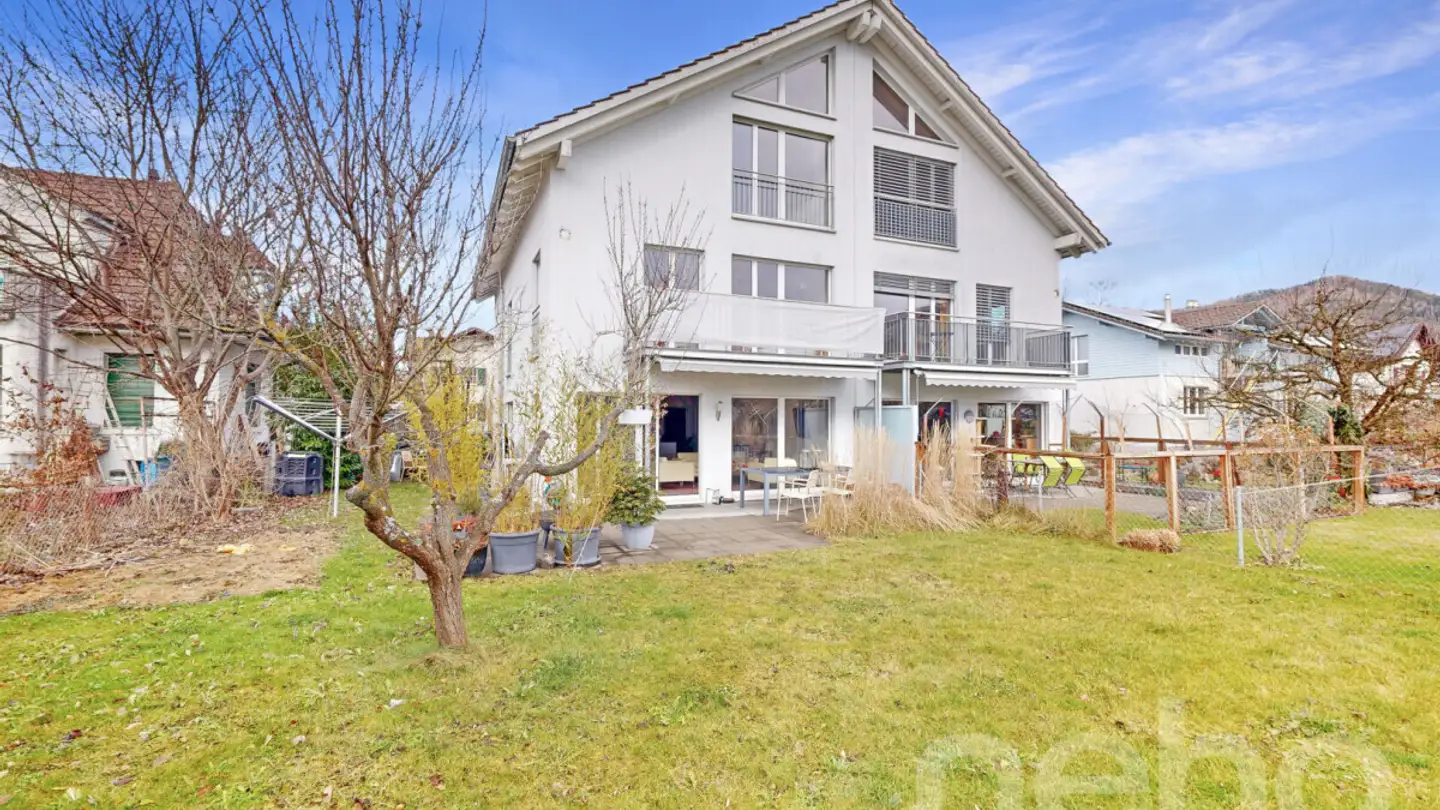 Row house for sale - 3604 Thun