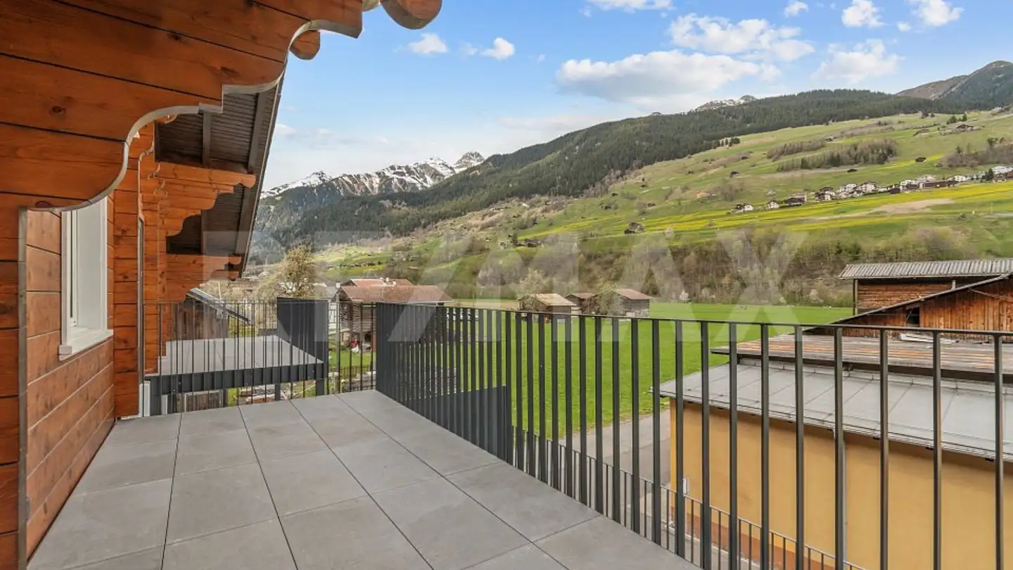 Appartamento in vendita - 7173 Surrein