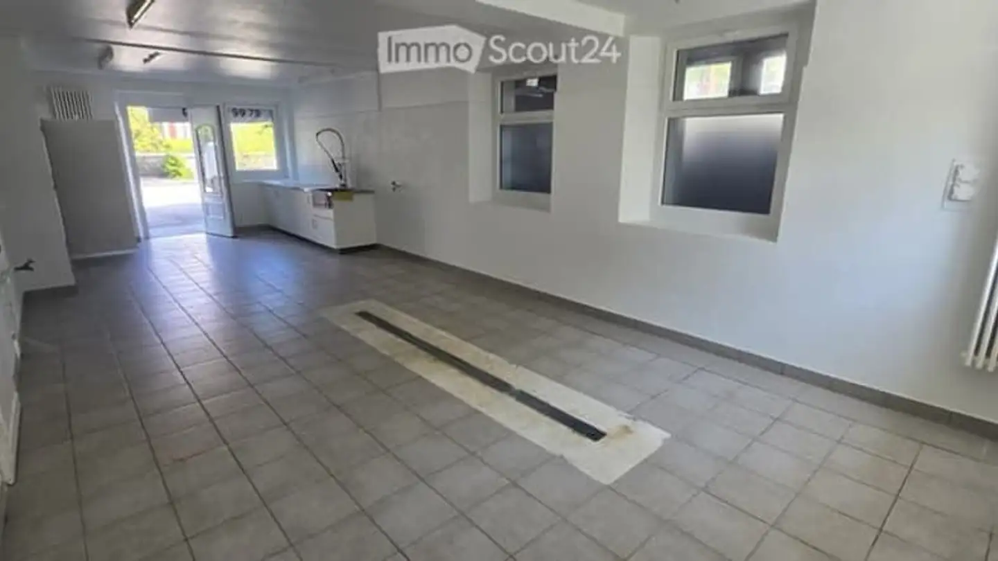 Gewerbe mieten - Grand-Rue 32a, 2108 Couvet - Foto 4