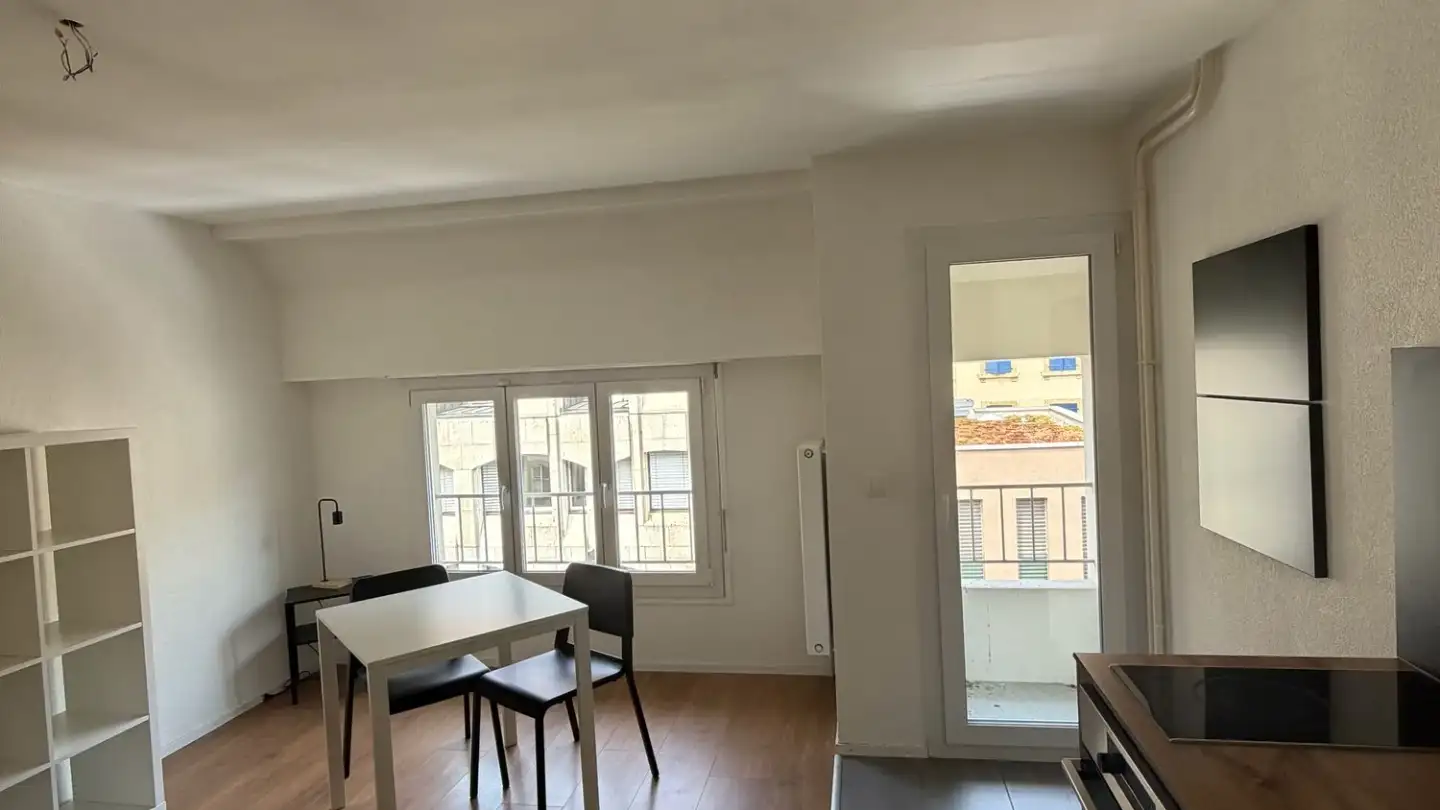 Appartement meublé à louer - Rue De L'écluse 19, 2000 Neuchâtel - Photo 2