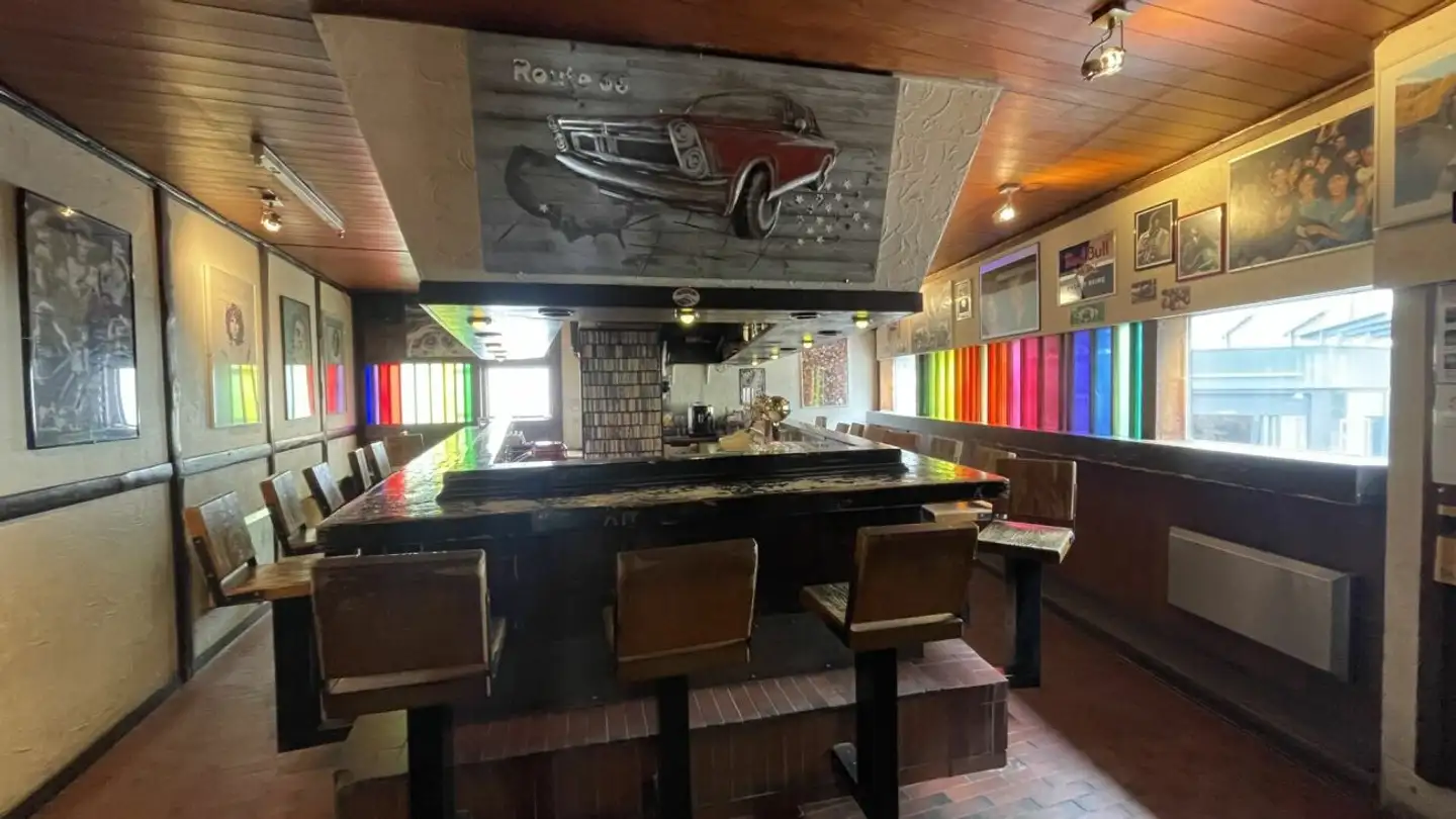 Ristorante in vendita - Untere Dorfstrasse 43, 3906 Saas-Fee