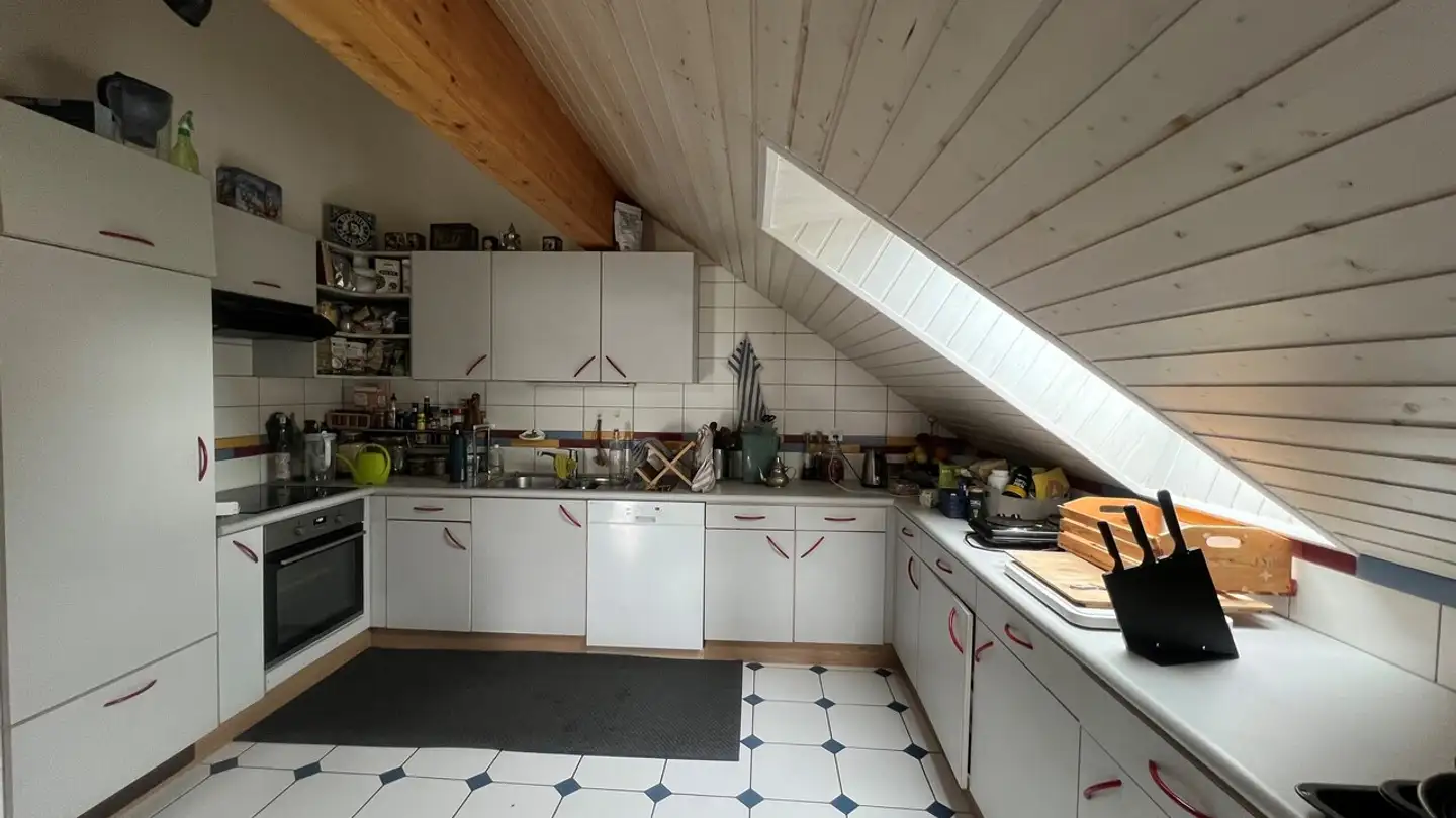 Dachgeschosswohnung mieten - Route du Péage 3, 1673 Rue - Foto 4
