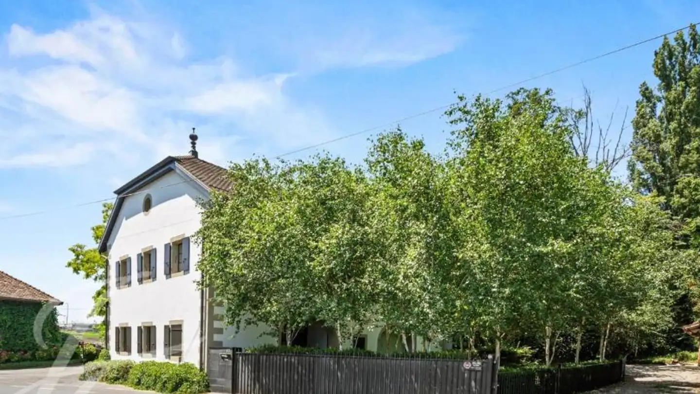 Single house for sale - 1248 Hermance