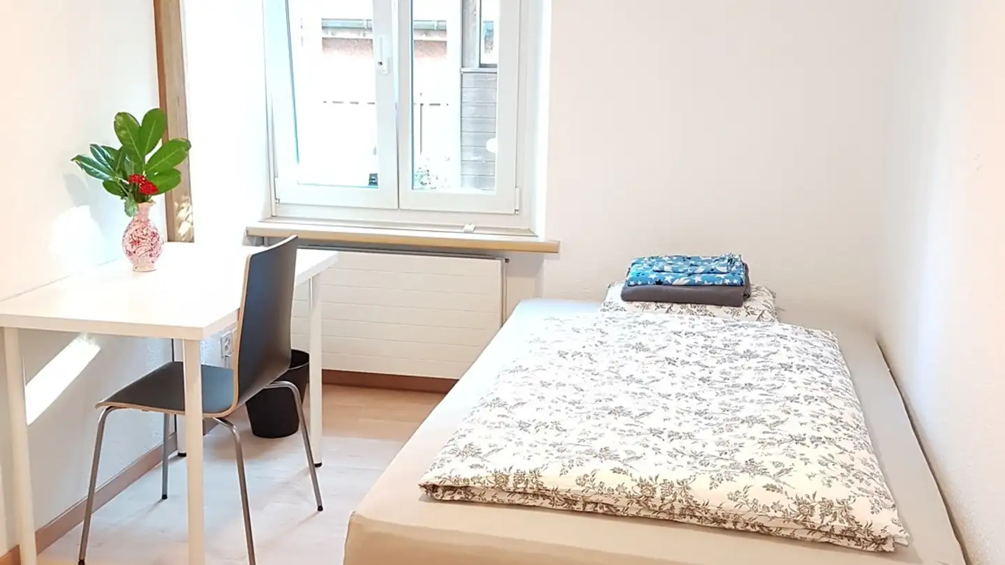 Single room for rent - Zürichstrasse, 8134 Adliswil
