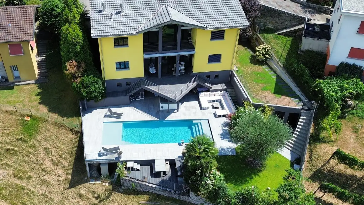 Casa bifamiliare in vendita - Al Sècch 30, 6528 Camorino