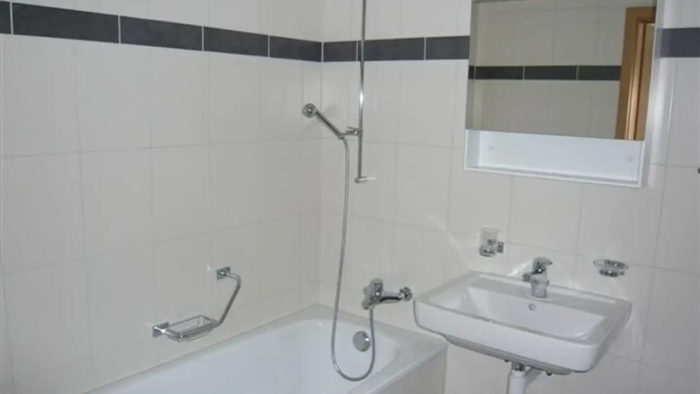 Appartamento in affitto - Route Du Baratan 5, 1566 St-Aubin FR - Foto 2