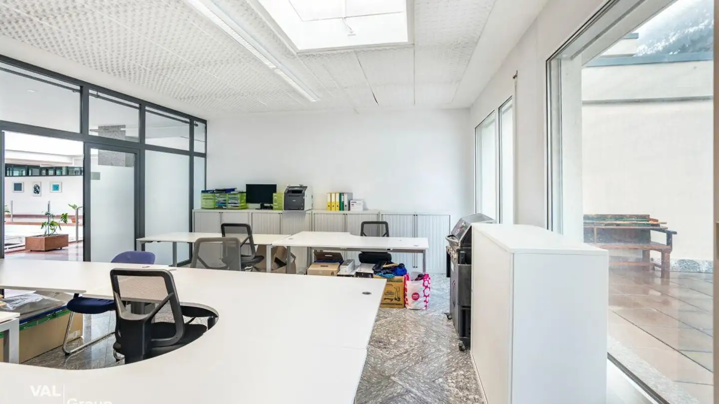 Office space for rent - 3930 Eyholz - Photo 2