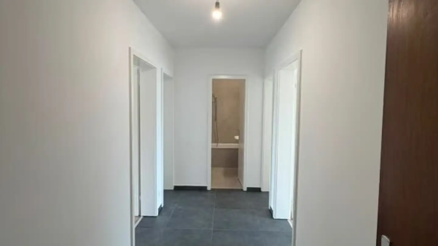 Appartement à louer - Via Generale Guisan 11, 6828 Balerna - Photo 2
