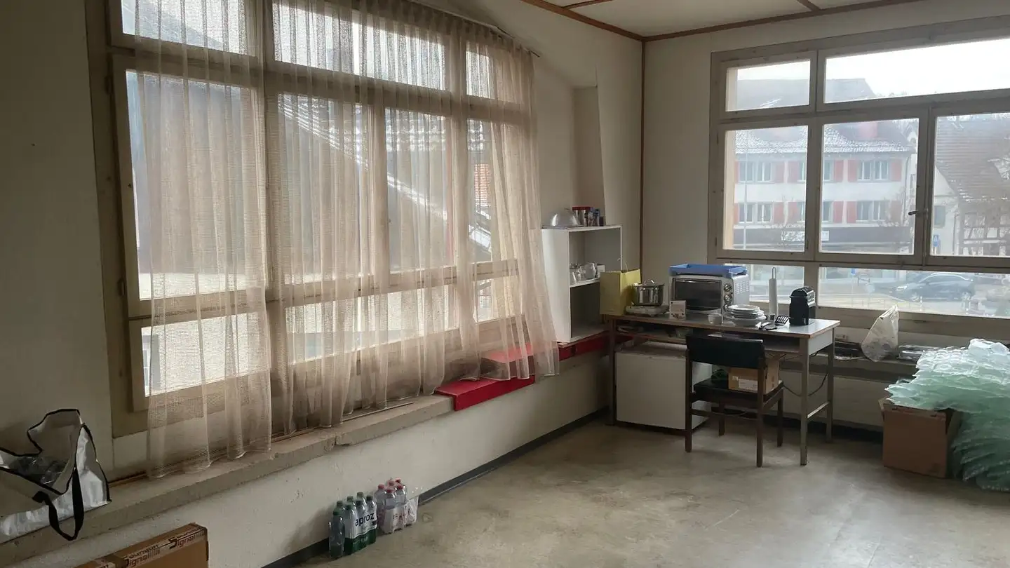 Gewerbe mieten - Stiegweg 1, 8303 Bassersdorf - Foto 4