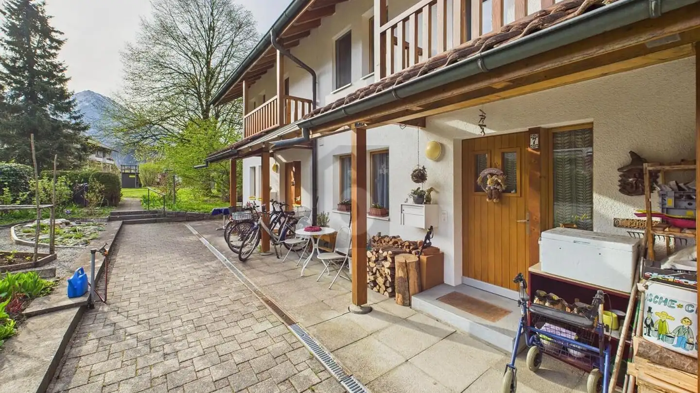 Row house for sale - 3860 Meiringen