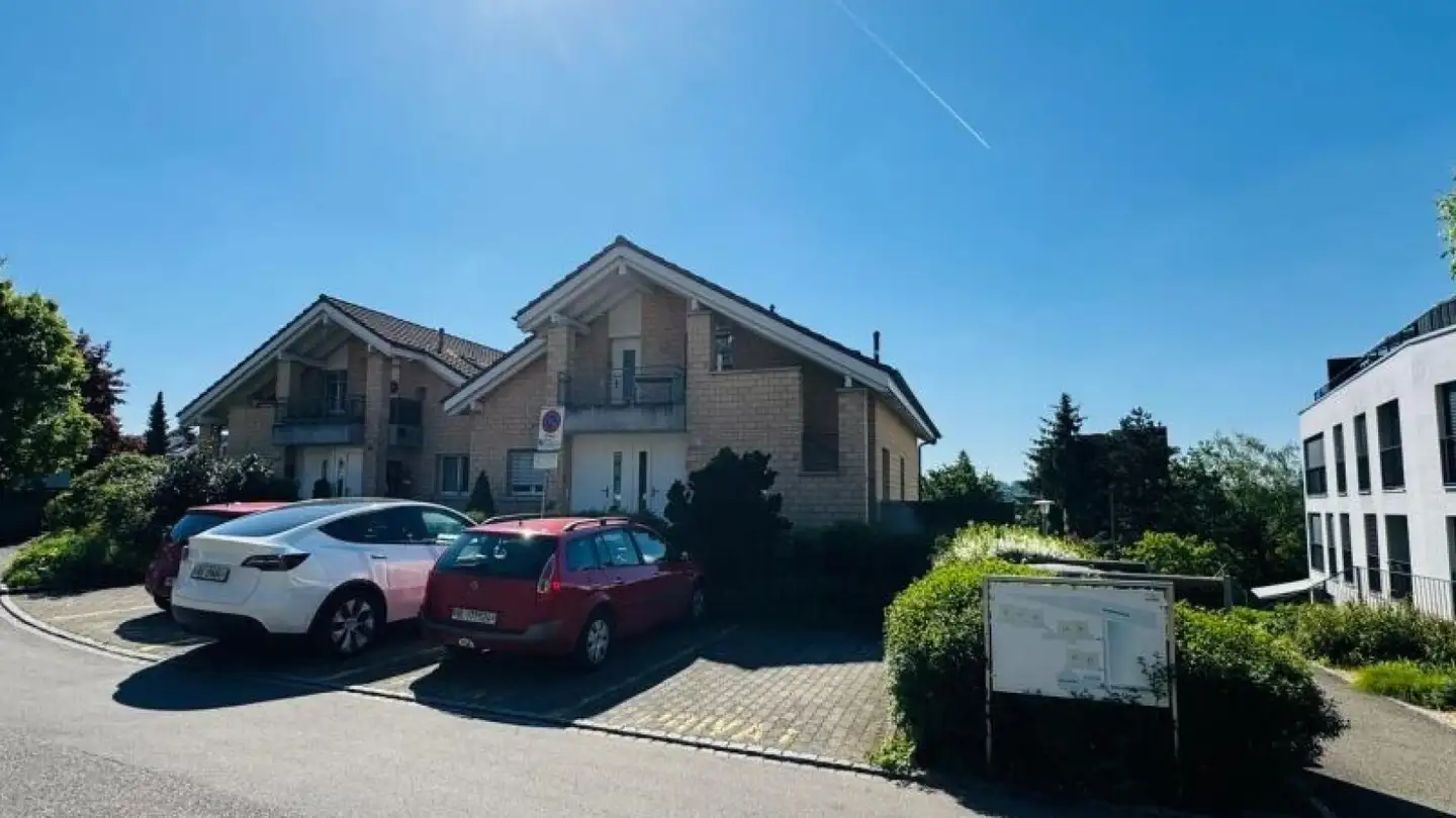 Attic flat for sale - Karl Loeliger-Strasse 22, 4142 Münchenstein