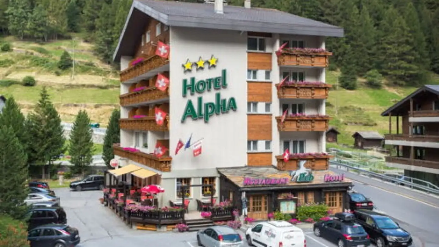 Bar kaufen - Lomattenstrasse 7, 3906 Saas-Fee