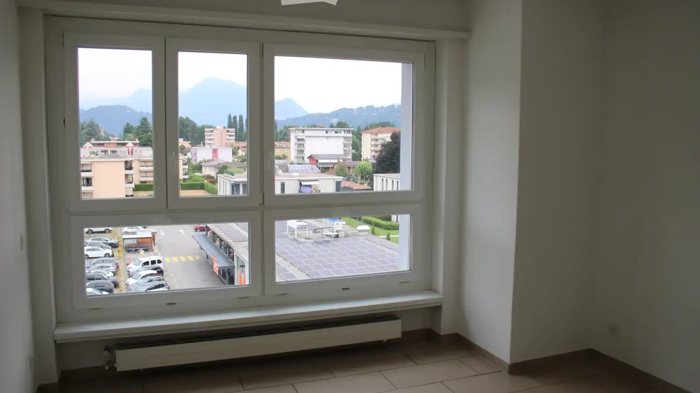 Apartment for rent - Via Stazione 77, 6987 Caslano - Photo 2