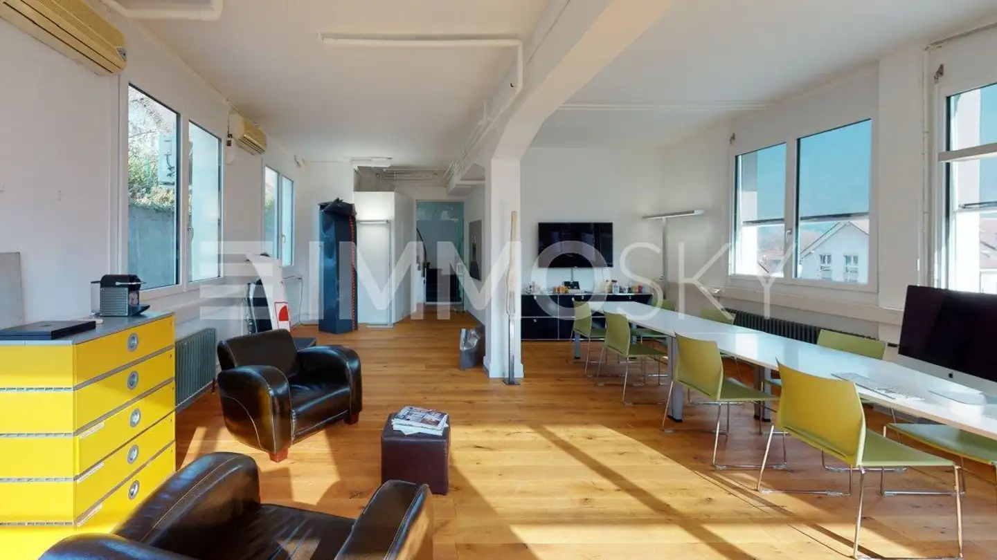 Office space for rent - 2542 Pieterlen