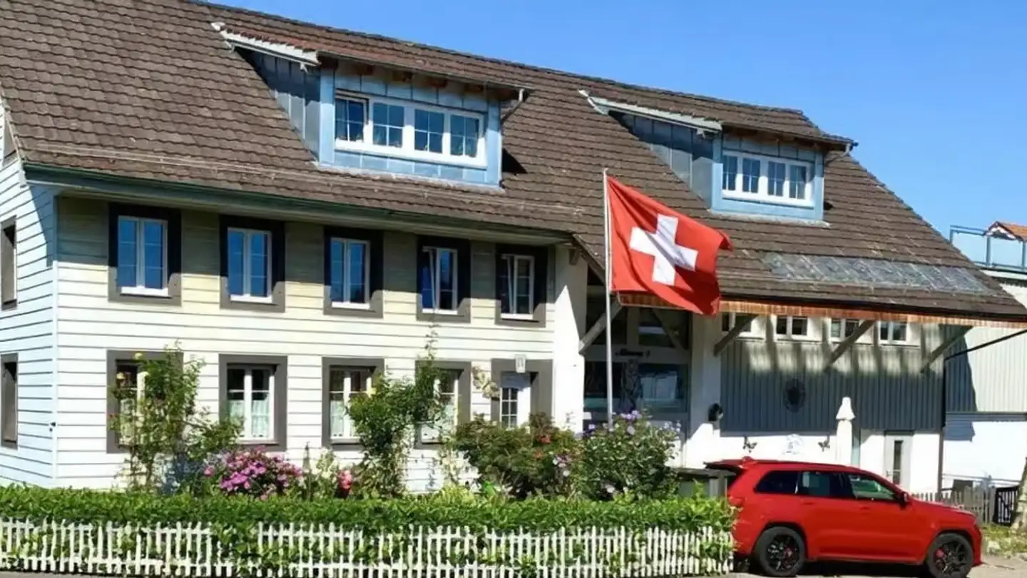 Edificio residenziale in vendita - Altweg 1, 5606 Dintikon