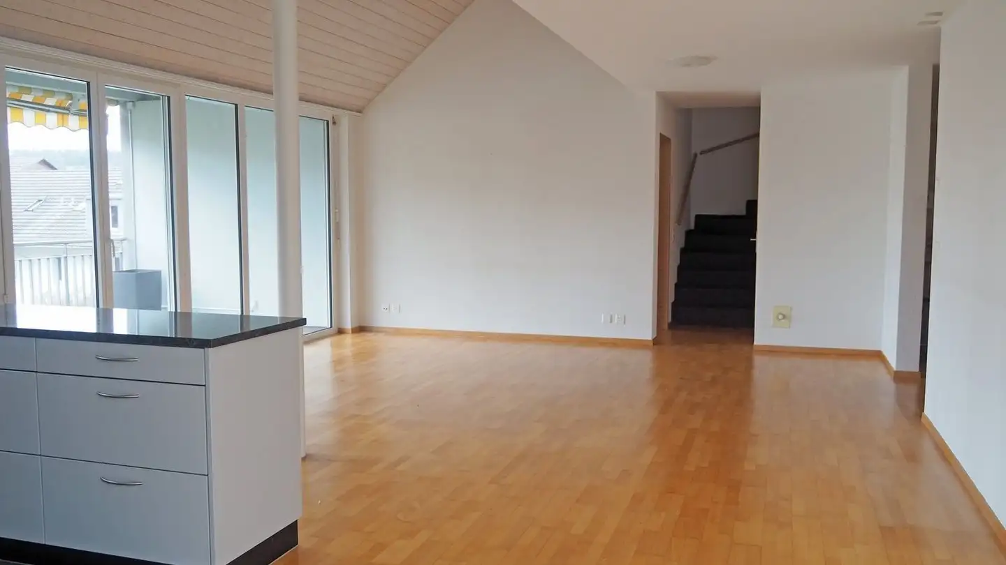 Dachgeschosswohnung mieten - Steinackerstrasse 2, 8450 Andelfingen - Foto 3