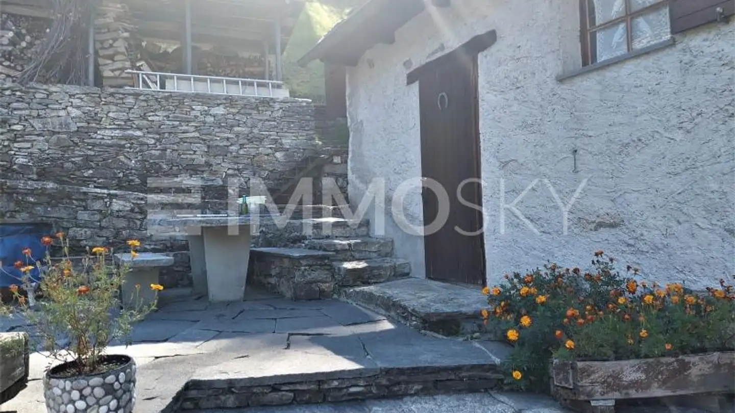 Chalet for sale - 6655 Intragna - Photo 2