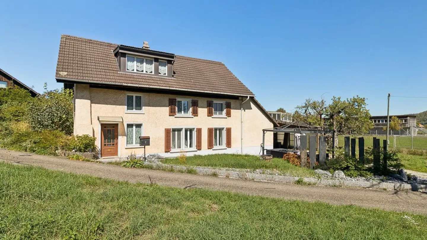 Einfamilienhaus kaufen - Wildeggerstrasse 23, 5106 Veltheim AG