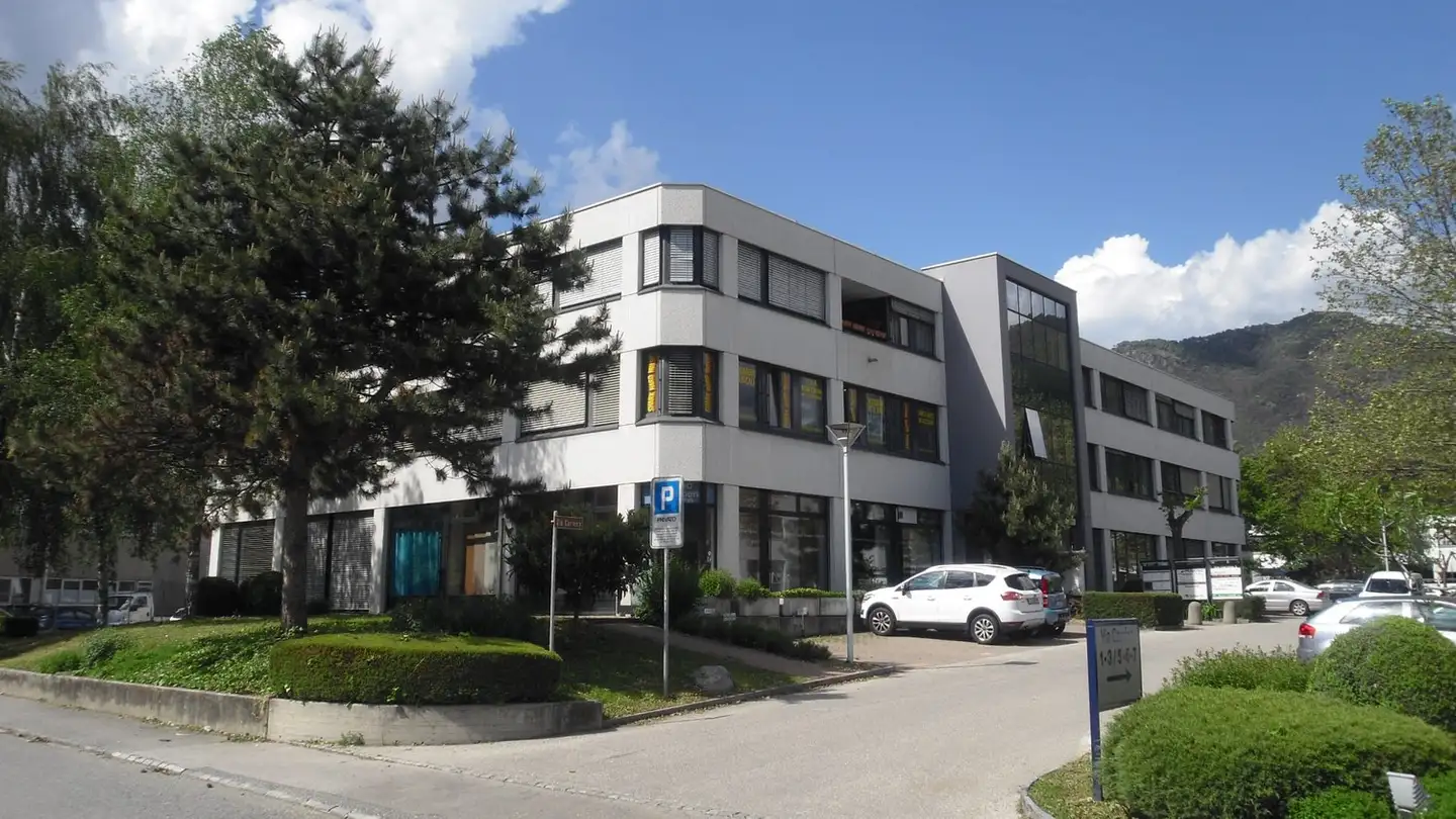Office space for rent - Via Carvina 1, 6807 Taverne