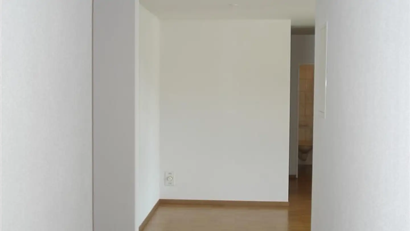 Apartment for rent - Neunbrunnenstrasse 130, 8050 Zürich - Photo 2