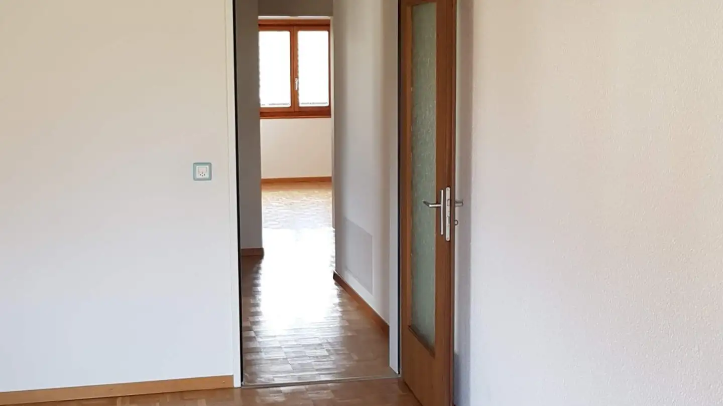 Apartment for rent - Interlakenstrasse 23a, 3806 Bönigen b. Interlaken - Photo 2