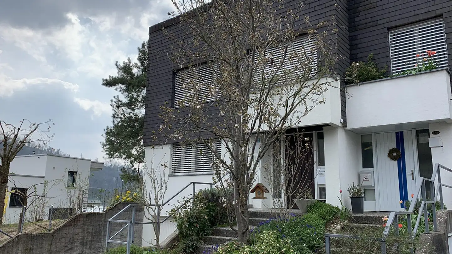 Semi-detached house for rent - Lächenstrasse 14, 8247 Flurlingen