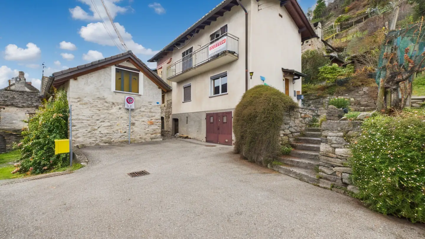 Einfamilienhaus kaufen - Via Agarone, 6597 Agarone