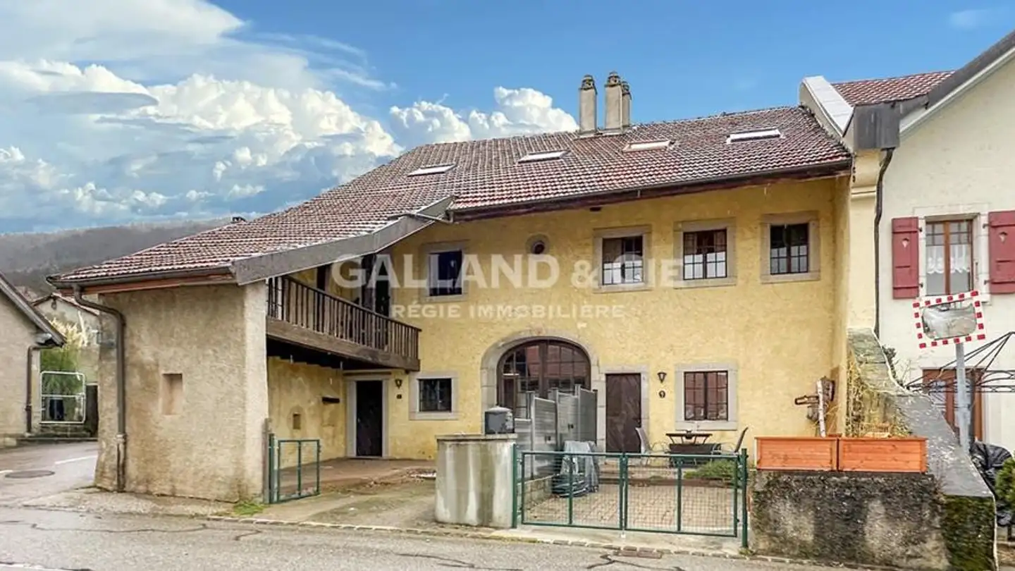 Residential building for sale - 1149 Berolle