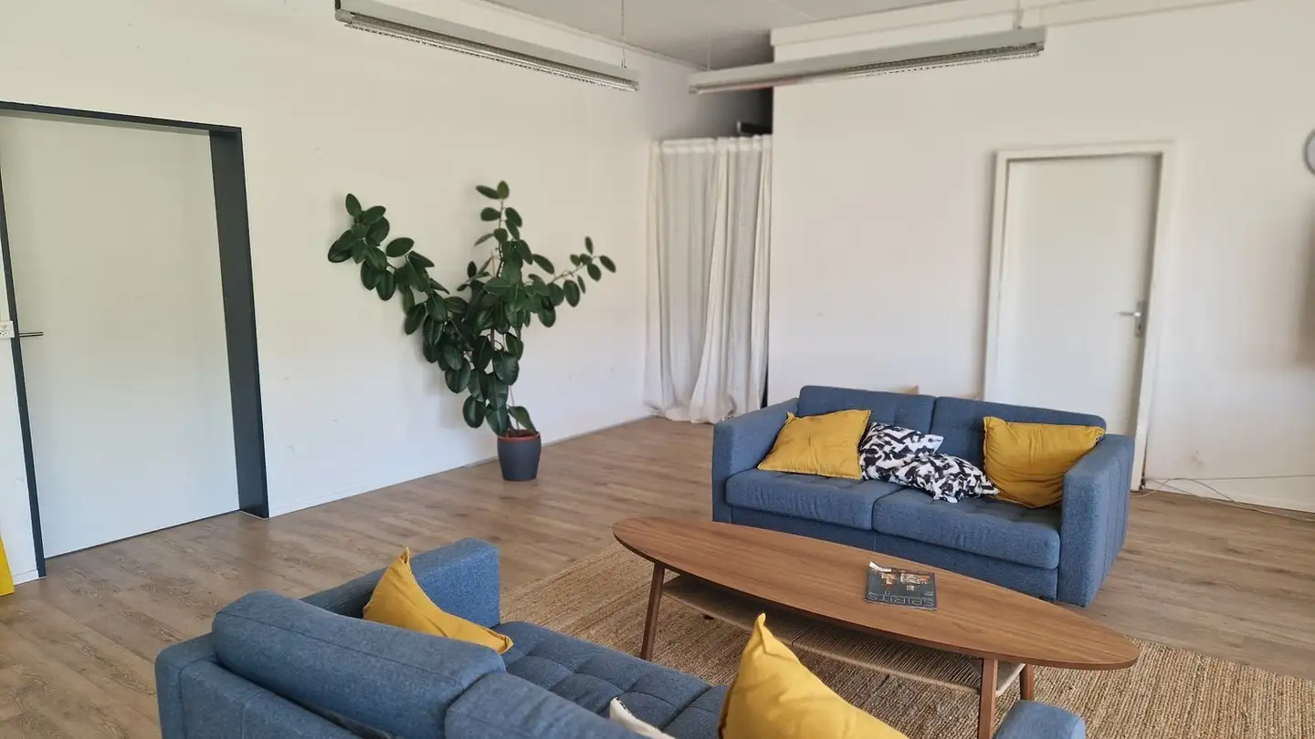 Commercial for rent - Quellenstrasse 37, 4310 Rheinfelden - Photo 2