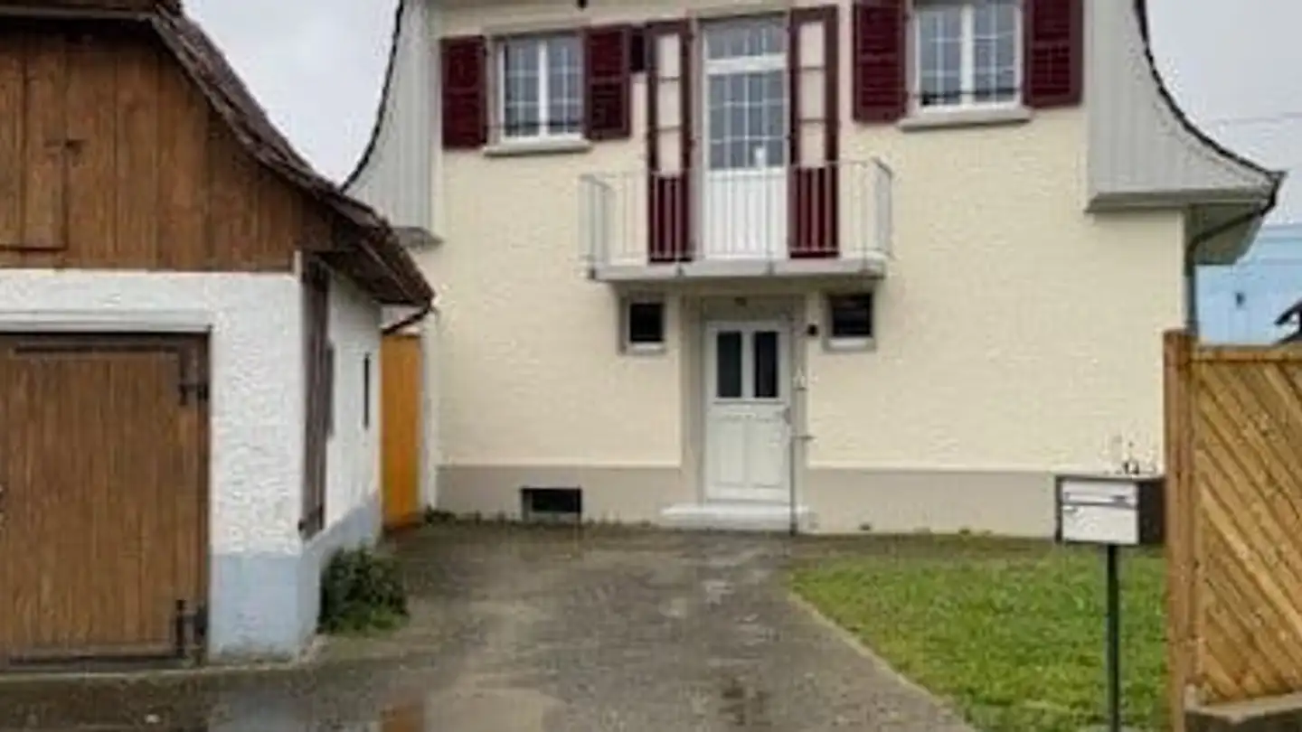 Einfamilienhaus mieten - Schachenweg 12, 4528 Zuchwil