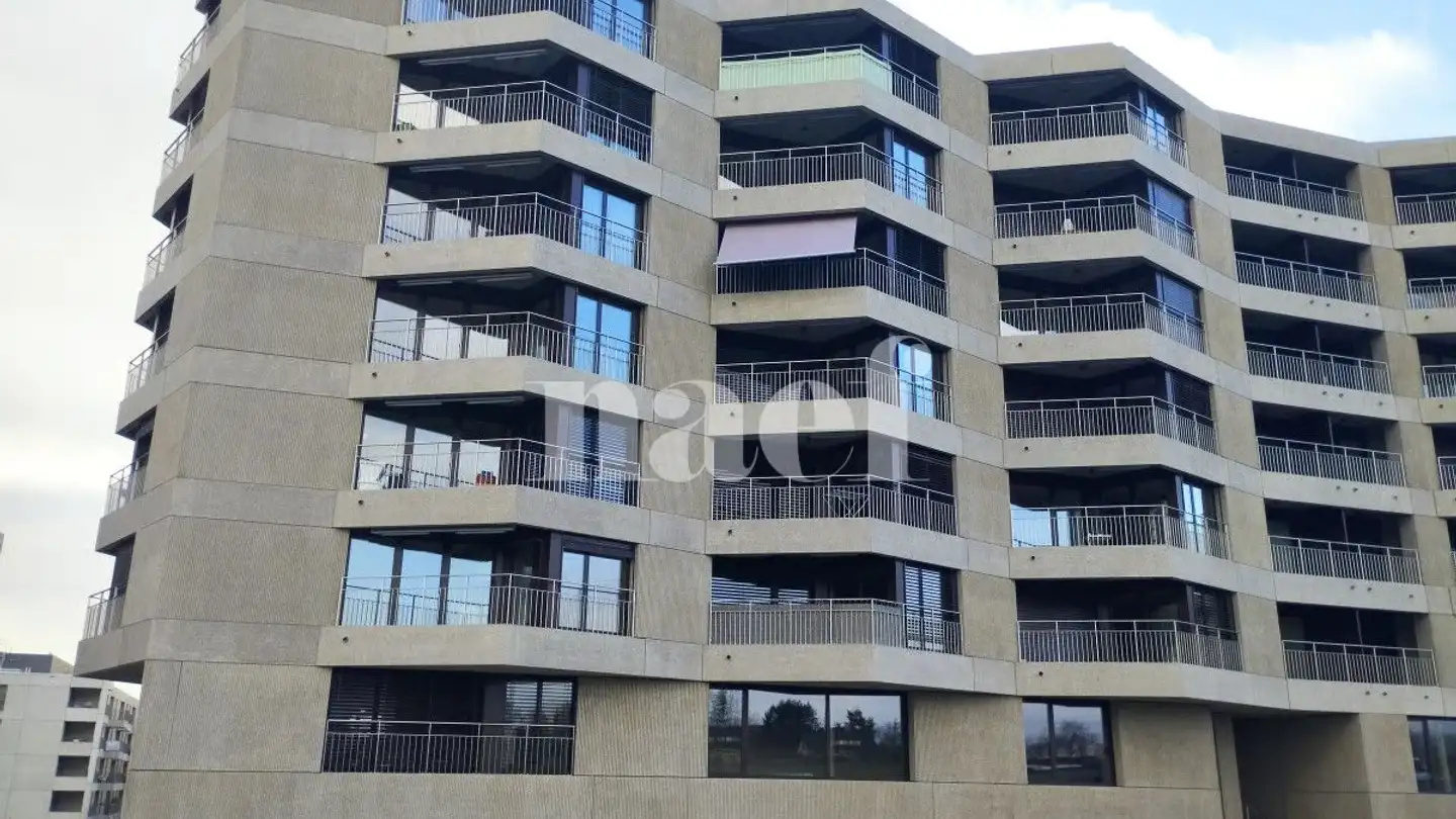 Underground parking space for rent - Chemin Falconnier 59, 1260 Nyon