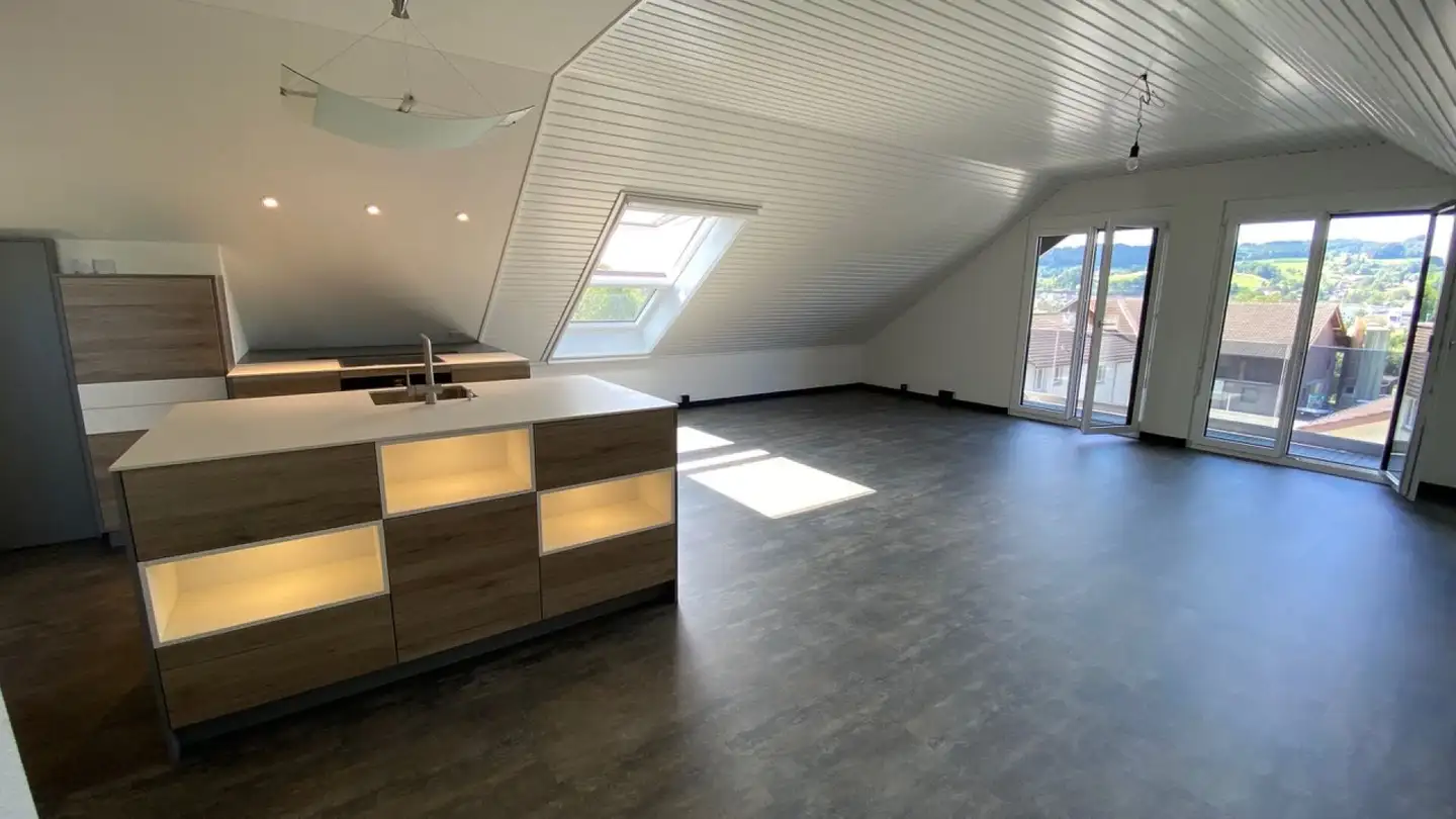 Dachgeschosswohnung mieten - Hauptstrasse, 5732 Zetzwil - Foto 4