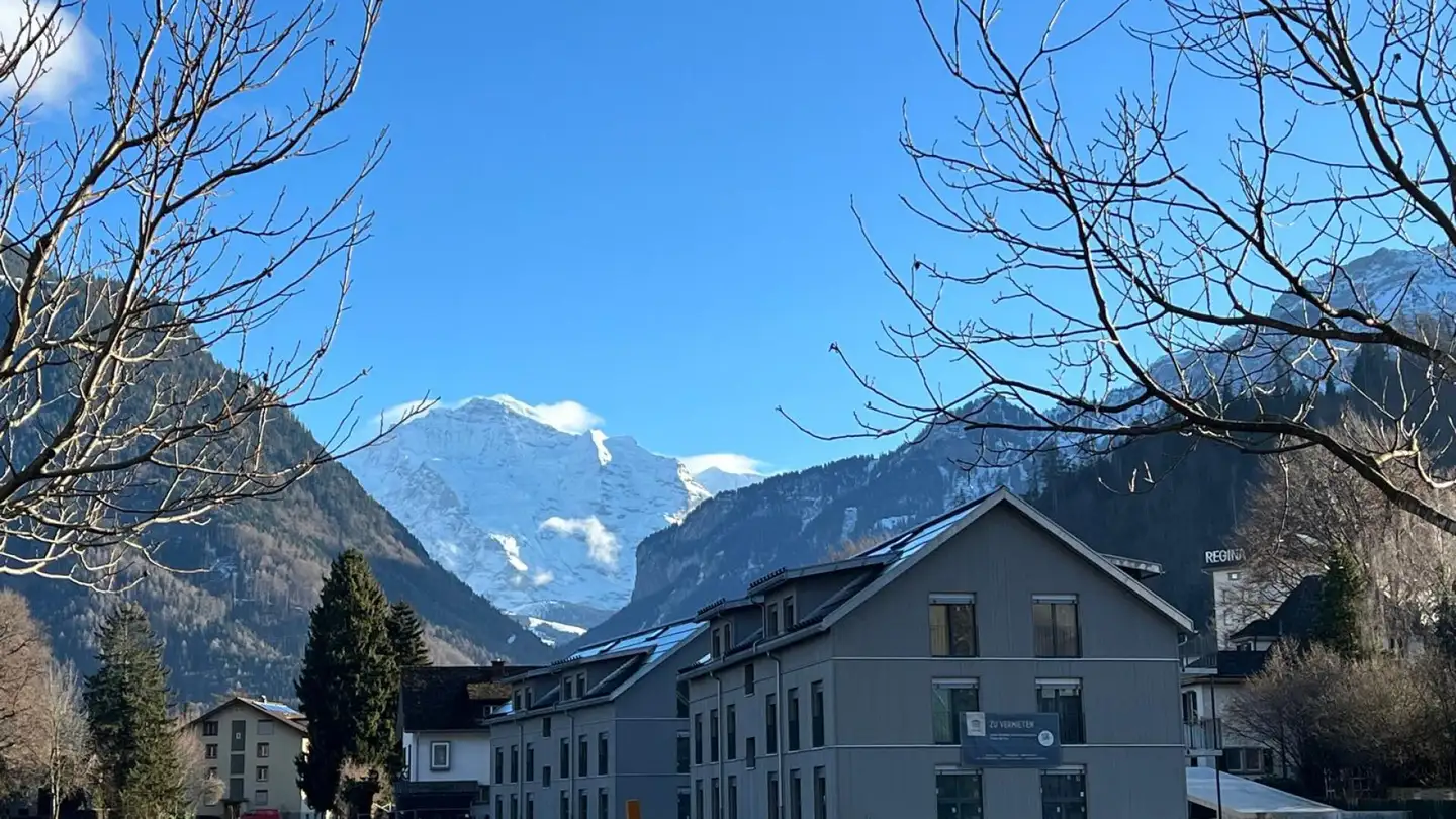 Outdoor parking space for rent - Jungfraustrasse, 3800 Interlaken