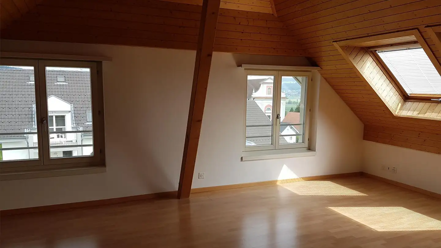 Attique à louer - Rösslimatte 4, 6213 Knutwil - Photo 2