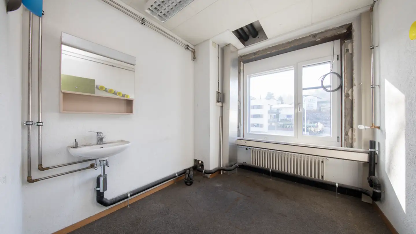 Bürofläche mieten - Striegelstrasse 8, 5745 Safenwil - Foto 3