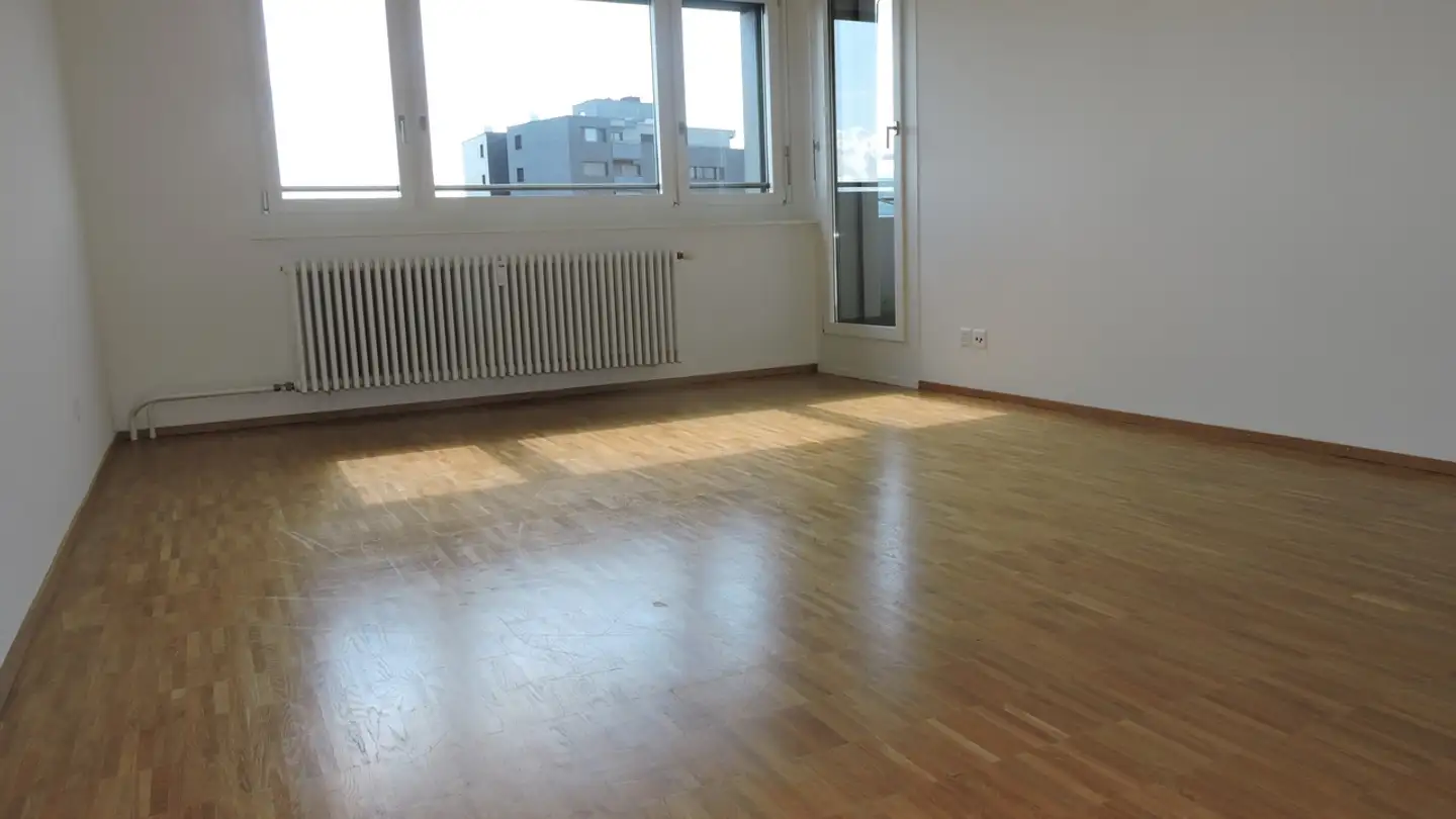 Wohnung mieten - Birsfelderstrasse, 4132 Muttenz - Foto 2