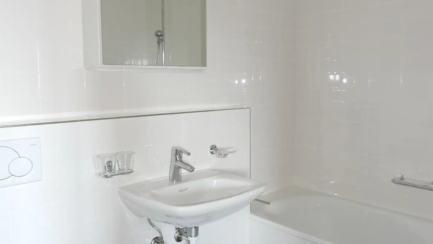 Wohnung mieten - Birsfelderstrasse, 4132 Muttenz - Foto 3