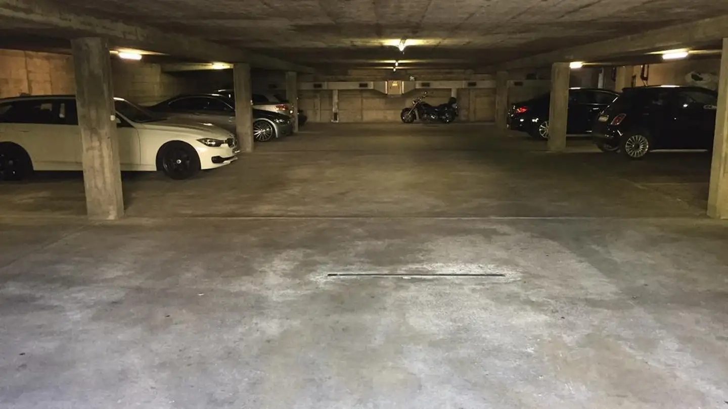 Parcheggio sotterraneo in affitto - Hechtenweg 12a, 5012 Schönenwerd - Foto 3