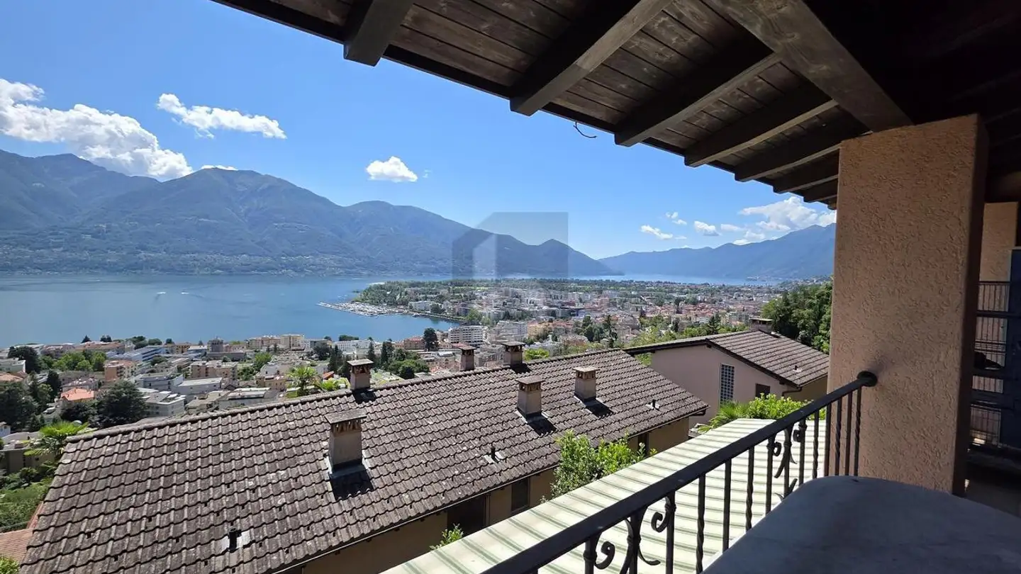 Casa singola in vendita - 6600 Muralto