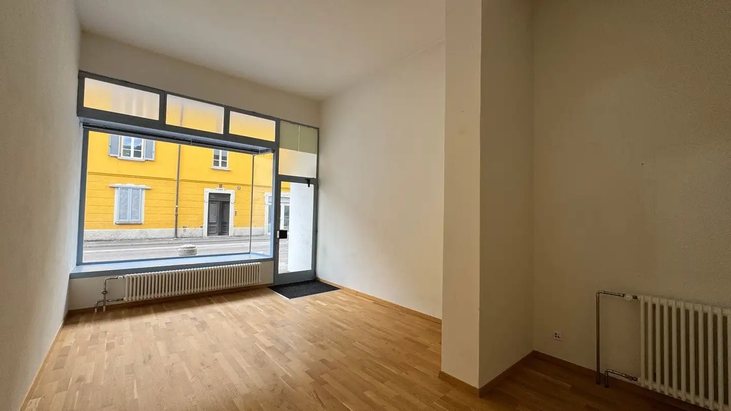 Spazio ufficio in affitto - Via Soldini 2a, 6830 Chiasso - Photo 2