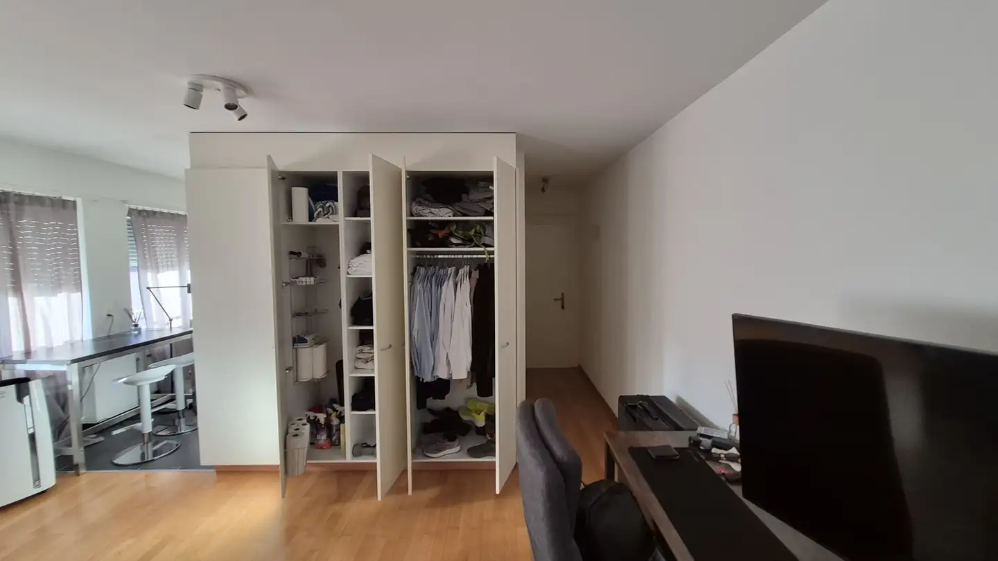 Apartment for rent - Schaffhauserstrasse 405, 8050 Zürich - Photo 2