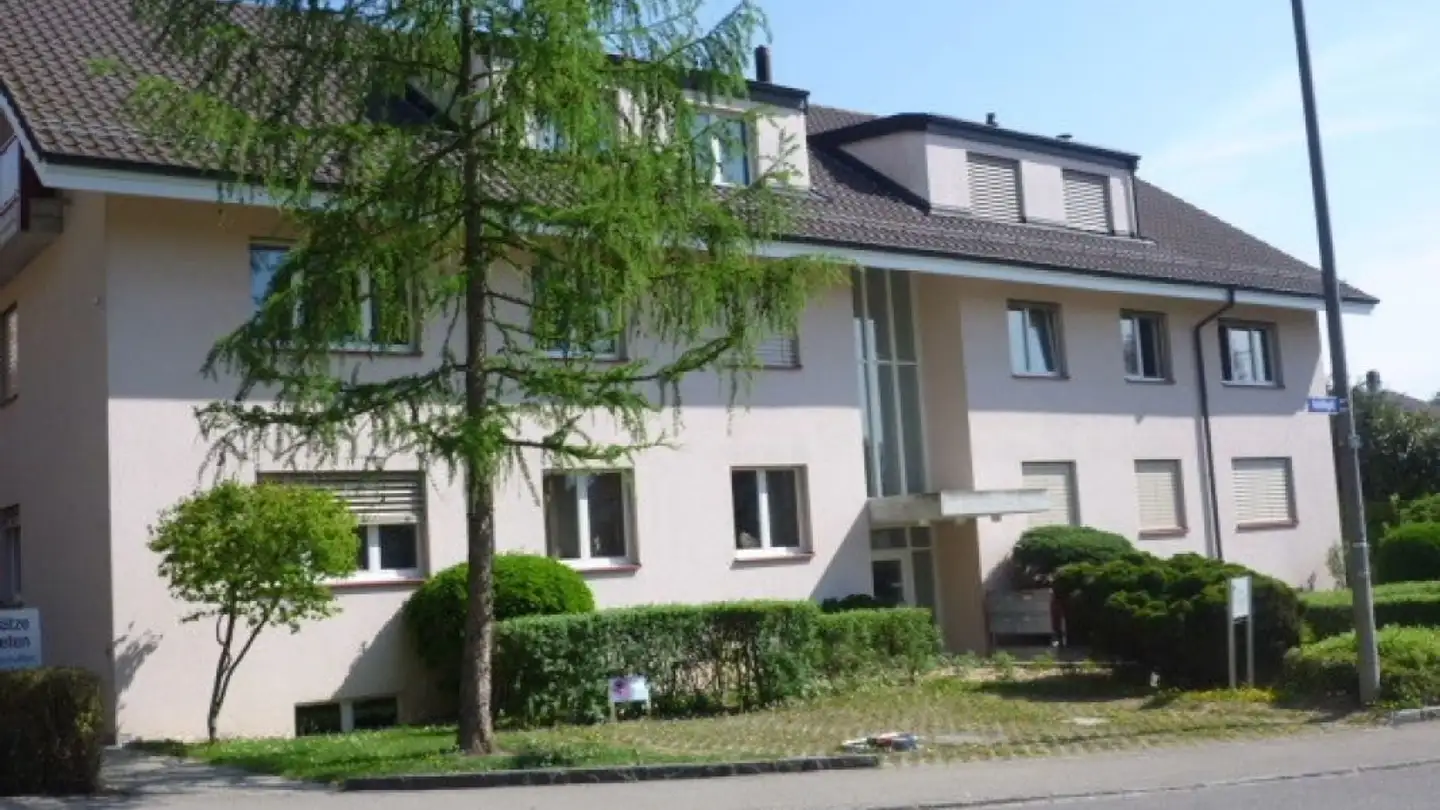 Parcheggio esterno in affitto - Bruderholzstrasse 60, 4153 Reinach BL