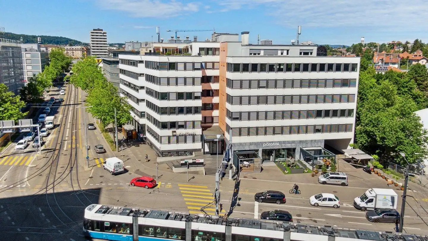 Commerciale in affitto - Thurgauerstrasse 39, 8050 Zürich