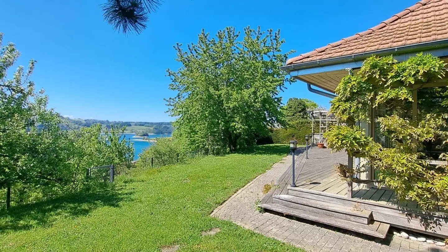 Villa for sale - 1649 Pont-la-Ville