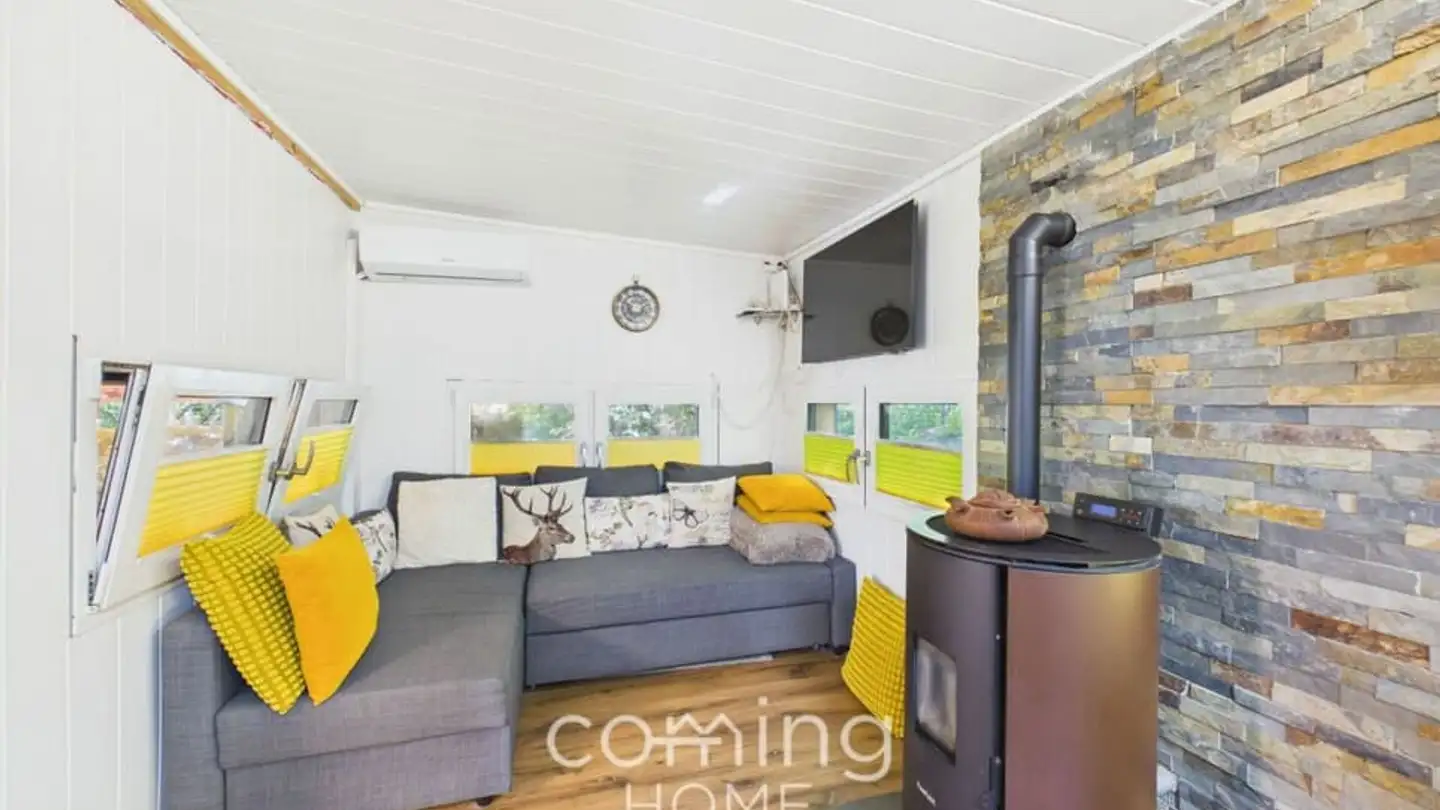 Commercial for sale - 3942 Raron - Photo 4