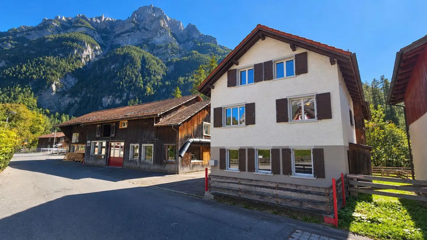 Single house for sale - 7315 Vättis
