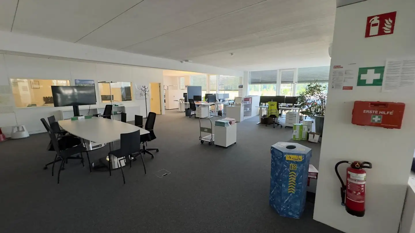 Commercial for rent - Ernst-Homberger-Strasse 5, 8207 Schaffhausen